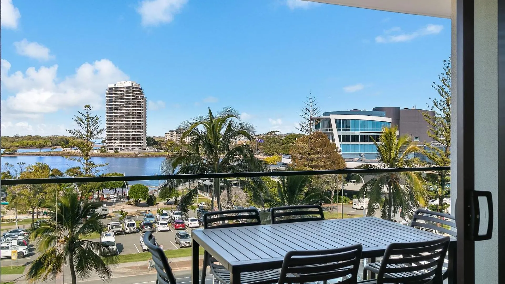 Cala Dei Apartments Unit 502 Gold Coast